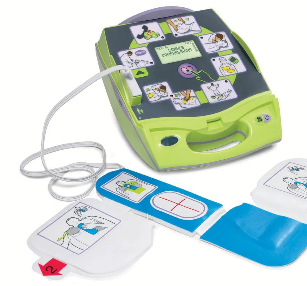 ZOLL AED Plus avec CPR-D-padz